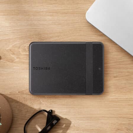 Toshiba lance le disque dur portable Canvio Ready doté d'un capot supérieur partiellement recyclé.